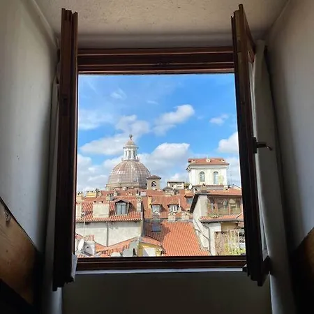 Loft Centro Storico Tommaso Турин