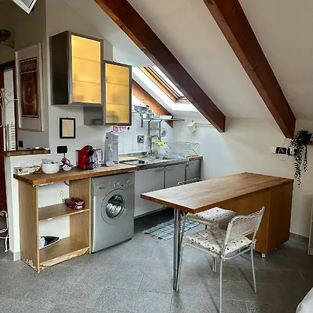 Loft Centro Storico Tommaso דירה