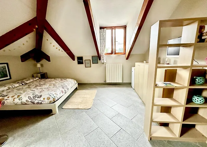 Loft Centro Storico Tommaso 토리노
